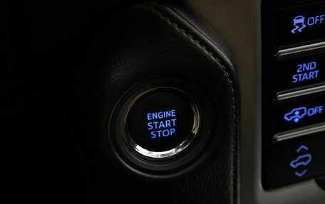 Toyota Land Cruiser Prado 150 рестайлинг 2, 2018 год, 5 599 000 рублей, 14 фотография