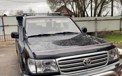 Toyota Land Cruiser 100 рестайлинг 2, 2003 год, 2 600 000 рублей, 1 фотография