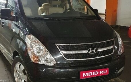 Hyundai Grand Starex Grand Starex I рестайлинг 2, 2011 год, 1 550 000 рублей, 1 фотография