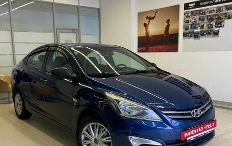 Hyundai Solaris II рестайлинг, 2016 год, 840 000 рублей, 3 фотография