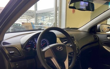 Hyundai Solaris II рестайлинг, 2016 год, 840 000 рублей, 7 фотография