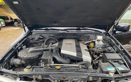 Toyota Land Cruiser 100 рестайлинг 2, 2003 год, 2 600 000 рублей, 15 фотография