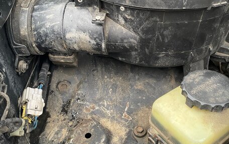 Toyota Land Cruiser 100 рестайлинг 2, 2003 год, 2 600 000 рублей, 16 фотография