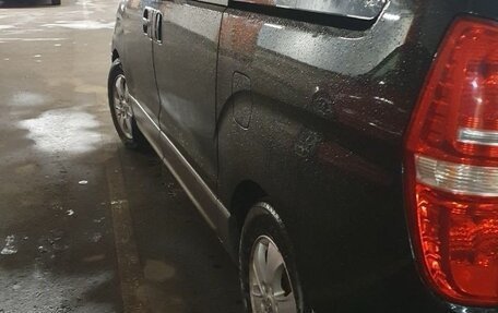 Hyundai Grand Starex Grand Starex I рестайлинг 2, 2011 год, 1 550 000 рублей, 3 фотография