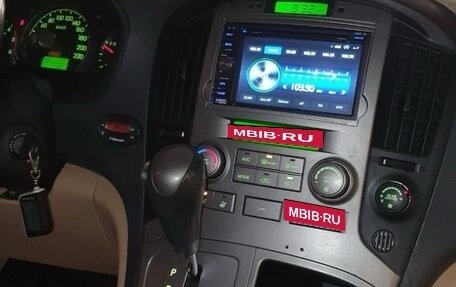 Hyundai Grand Starex Grand Starex I рестайлинг 2, 2011 год, 1 550 000 рублей, 9 фотография