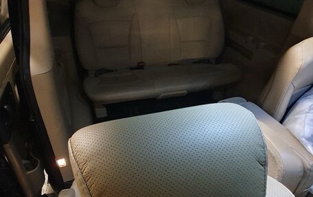 Hyundai Grand Starex Grand Starex I рестайлинг 2, 2011 год, 1 550 000 рублей, 13 фотография