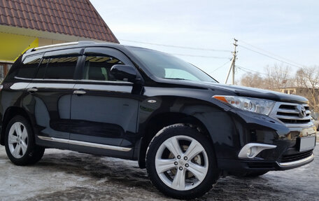 Toyota Highlander III, 2011 год, 1 699 000 рублей, 4 фотография
