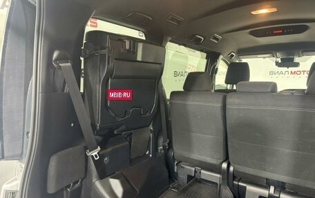 Toyota Esquire I, 2019 год, 2 800 000 рублей, 17 фотография