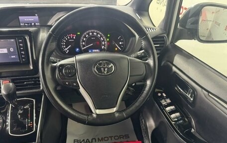 Toyota Esquire I, 2019 год, 2 800 000 рублей, 15 фотография