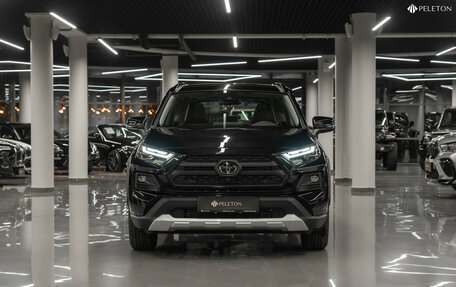 Toyota RAV4, 2025 год, 4 220 000 рублей, 3 фотография