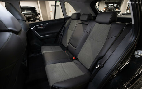 Toyota RAV4, 2025 год, 4 220 000 рублей, 13 фотография