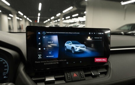 Toyota RAV4, 2025 год, 4 220 000 рублей, 16 фотография