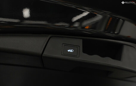 Toyota RAV4, 2025 год, 4 220 000 рублей, 24 фотография