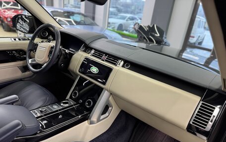 Land Rover Range Rover IV рестайлинг, 2018 год, 6 750 000 рублей, 18 фотография