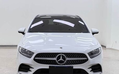 Mercedes-Benz A-Класс, 2022 год, 2 230 000 рублей, 2 фотография