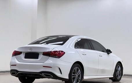 Mercedes-Benz A-Класс, 2022 год, 2 230 000 рублей, 6 фотография