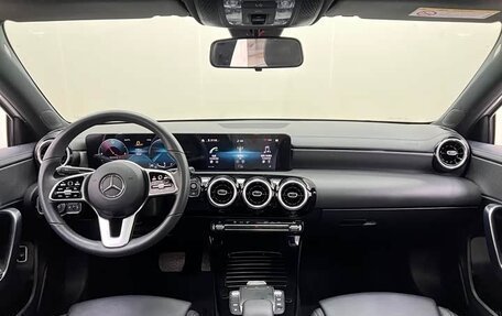 Mercedes-Benz A-Класс, 2022 год, 2 230 000 рублей, 12 фотография