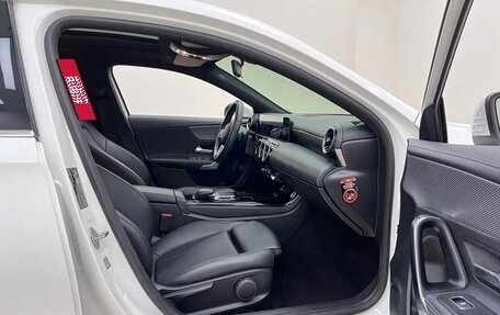 Mercedes-Benz A-Класс, 2022 год, 2 230 000 рублей, 19 фотография