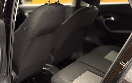 Volkswagen Polo VI (EU Market), 2011 год, 680 000 рублей, 24 фотография