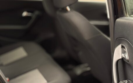 Volkswagen Polo VI (EU Market), 2011 год, 680 000 рублей, 25 фотография