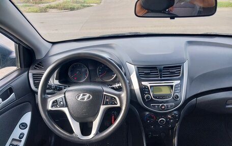 Hyundai Solaris II рестайлинг, 2013 год, 699 000 рублей, 12 фотография