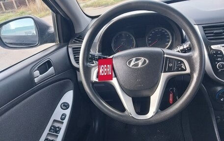 Hyundai Solaris II рестайлинг, 2013 год, 699 000 рублей, 14 фотография