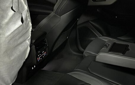 Audi Q8 I, 2025 год, 12 800 000 рублей, 10 фотография