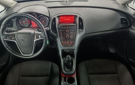 Opel Astra J, 2013 год, 879 000 рублей, 9 фотография