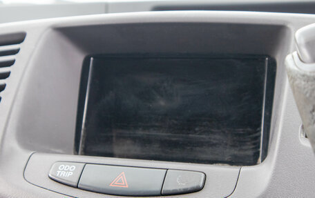 Toyota Prius IV XW50, 2002 год, 399 000 рублей, 15 фотография