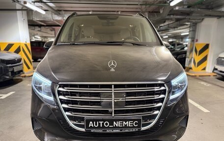 Mercedes-Benz V-Класс, 2025 год, 17 300 000 рублей, 2 фотография