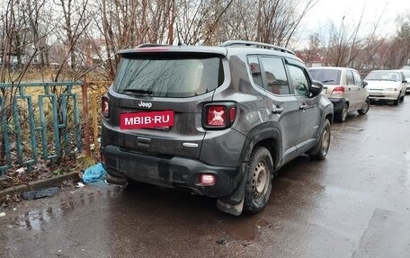 Jeep Renegade I рестайлинг, 2018 год, 1 800 000 рублей, 2 фотография
