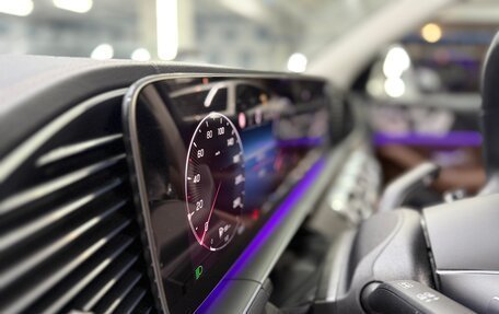 Mercedes-Benz GLE, 2024 год, 12 800 000 рублей, 28 фотография