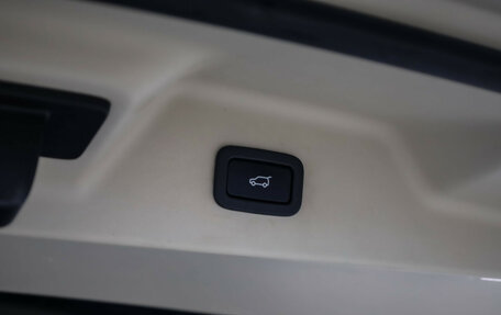 Land Rover Range Rover IV рестайлинг, 2019 год, 7 599 000 рублей, 39 фотография