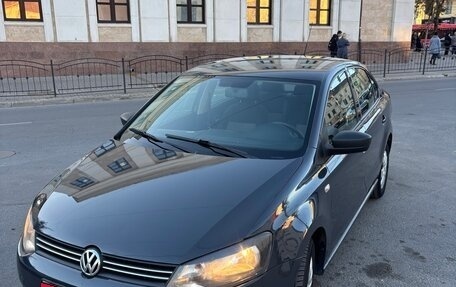 Volkswagen Polo VI (EU Market), 2012 год, 550 000 рублей, 1 фотография