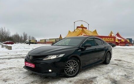 Toyota Camry, 2019 год, 1 920 000 рублей, 1 фотография