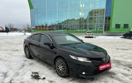 Toyota Camry, 2019 год, 1 920 000 рублей, 3 фотография