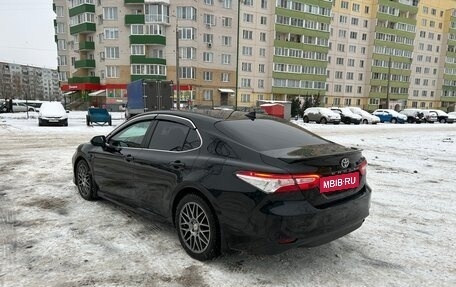 Toyota Camry, 2019 год, 1 920 000 рублей, 7 фотография