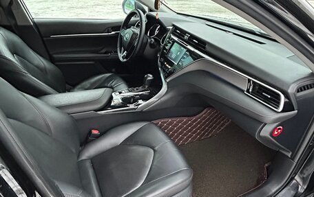 Toyota Camry, 2019 год, 1 920 000 рублей, 19 фотография