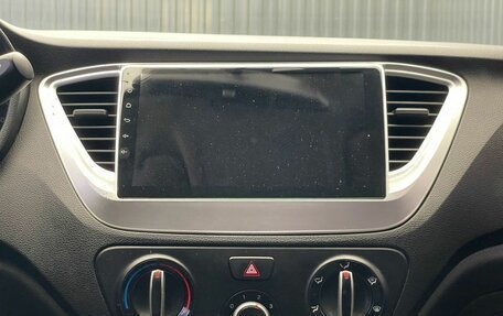 Hyundai Solaris II рестайлинг, 2017 год, 977 000 рублей, 12 фотография