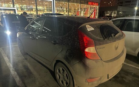 Hyundai Solaris II рестайлинг, 2013 год, 750 000 рублей, 4 фотография