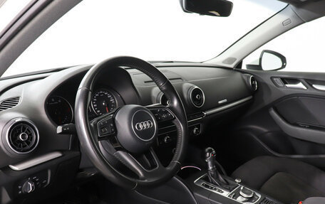 Audi A3, 2016 год, 1 830 000 рублей, 13 фотография