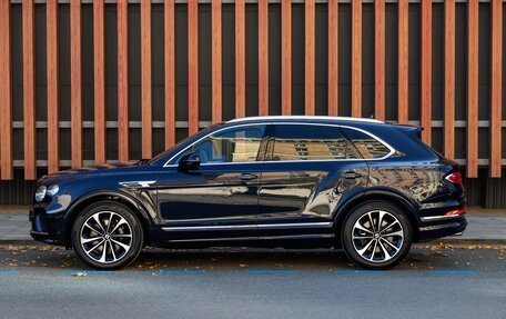 Bentley Bentayga I, 2025 год, 42 700 000 рублей, 11 фотография
