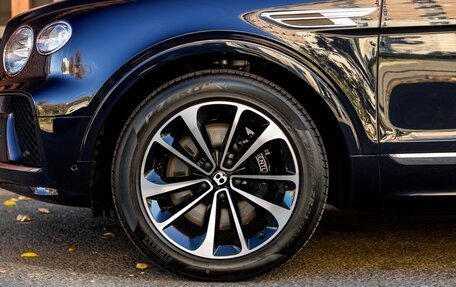 Bentley Bentayga I, 2025 год, 42 700 000 рублей, 15 фотография