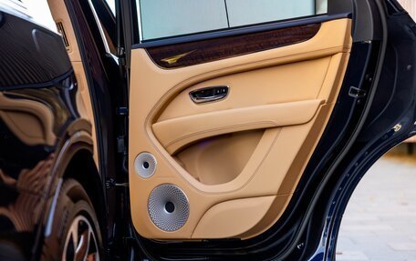 Bentley Bentayga I, 2025 год, 42 700 000 рублей, 21 фотография