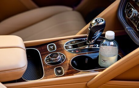 Bentley Bentayga I, 2025 год, 42 700 000 рублей, 19 фотография