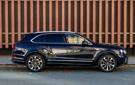 Bentley Bentayga I, 2025 год, 42 700 000 рублей, 12 фотография