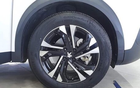 Peugeot 2008 II, 2020 год, 1 091 000 рублей, 15 фотография