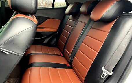 Opel Mokka I, 2013 год, 900 000 рублей, 23 фотография