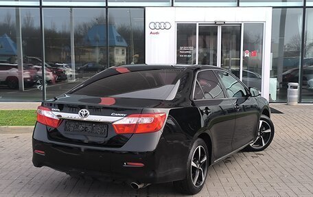 Toyota Camry, 2012 год, 1 390 000 рублей, 6 фотография