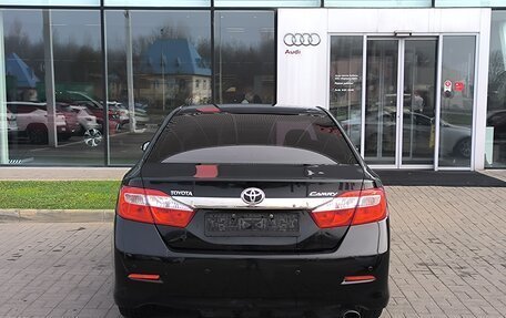 Toyota Camry, 2012 год, 1 390 000 рублей, 7 фотография